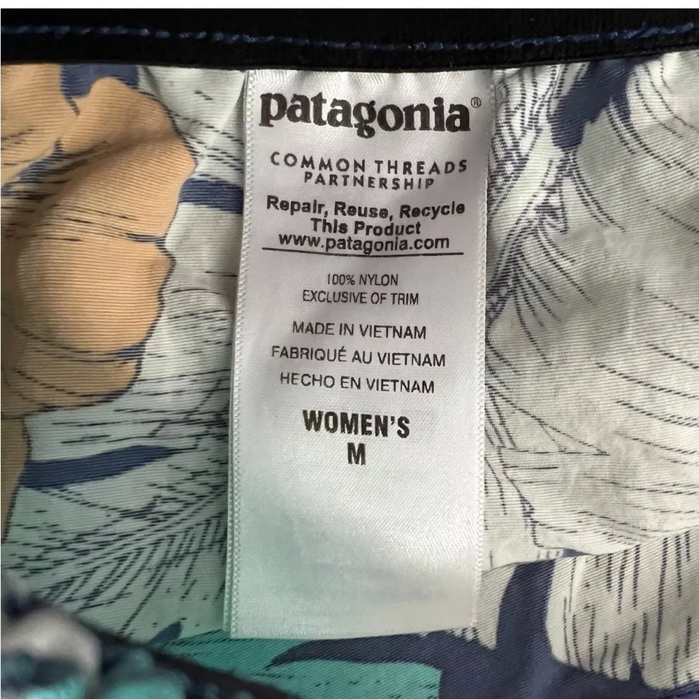 Patagonia Best Fronds Channel Blue Hibiscus Print Baggies Short 5